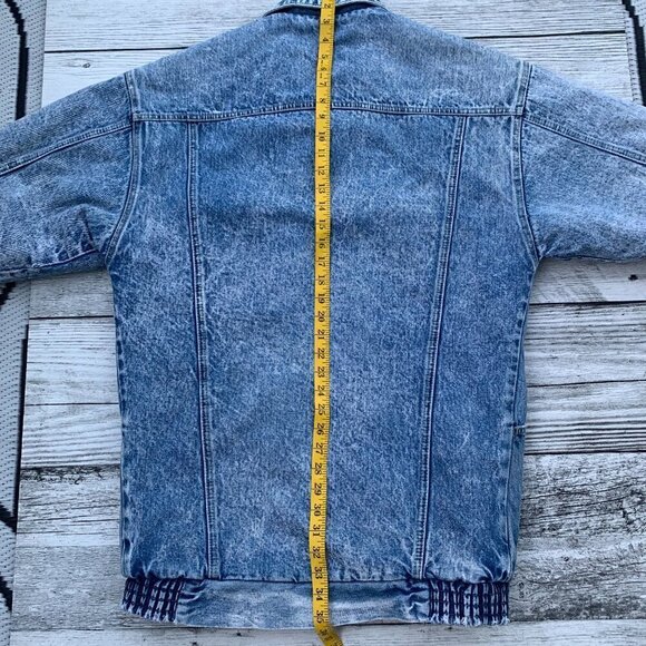 Vintage Acid Washed Sherpa Lined Distressed Denim Jean Jacket - Picture 13 of 15